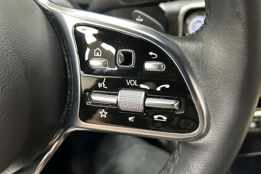 Mercedes-Benz EQC vaihtoauto