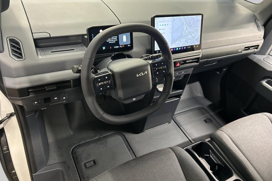 Kia PV5 Cargo vaihtoauto