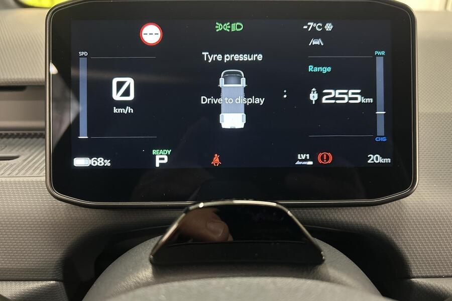 Kia PV5 Cargo vaihtoauto