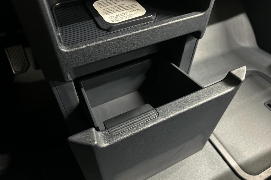 Kia PV5 Cargo vaihtoauto