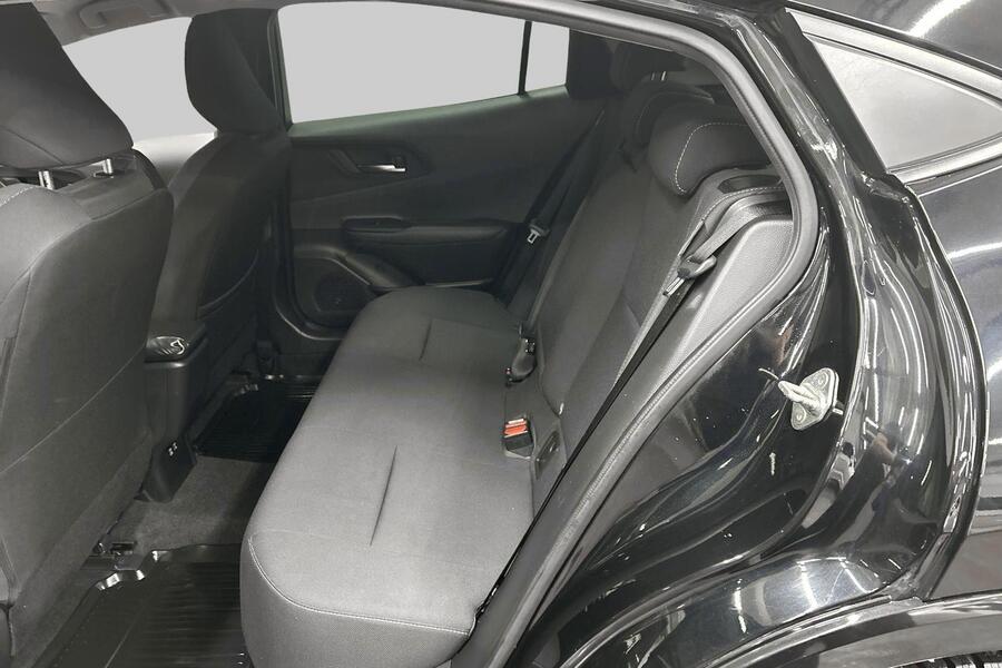 Toyota Prius Plug-in vaihtoauto