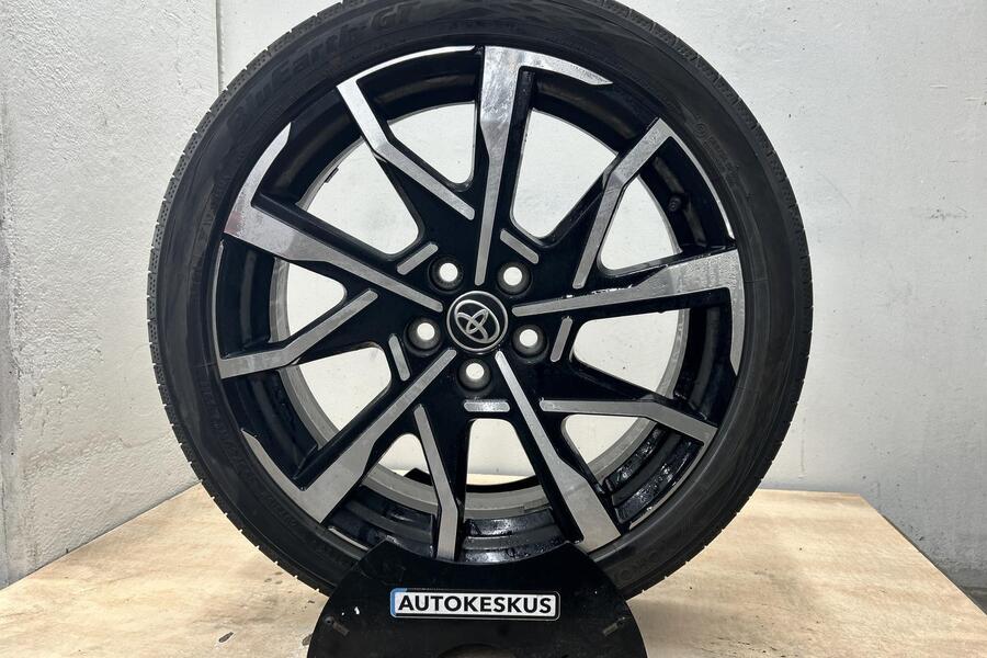 Toyota Prius Plug-in vaihtoauto