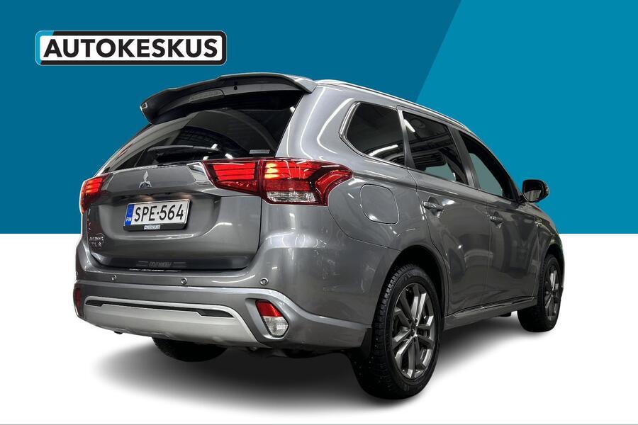 Mitsubishi Outlander PHEV vaihtoauto