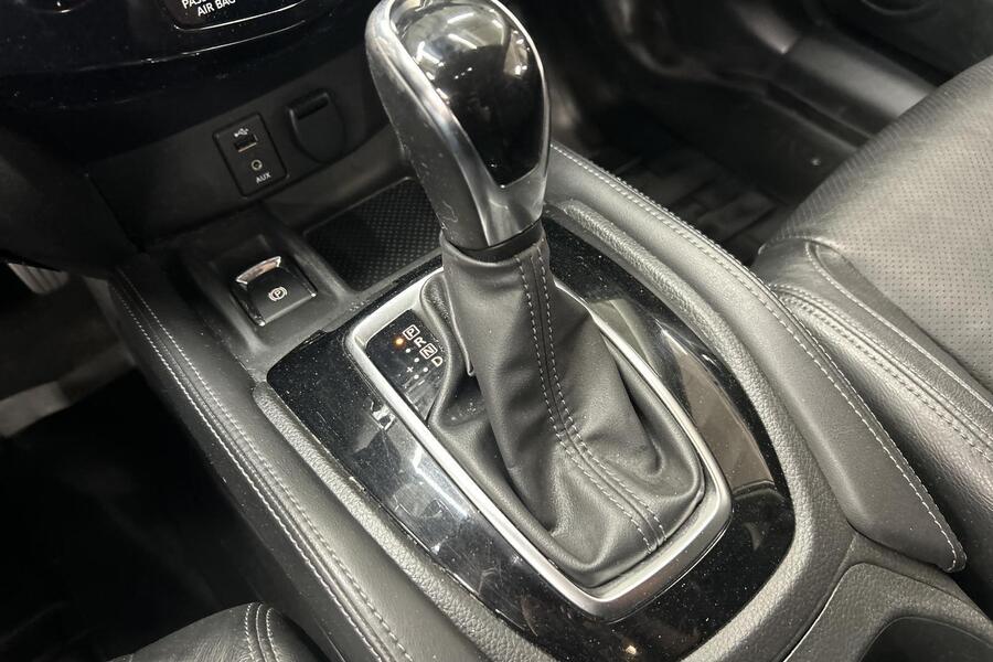 Nissan X-Trail vaihtoauto