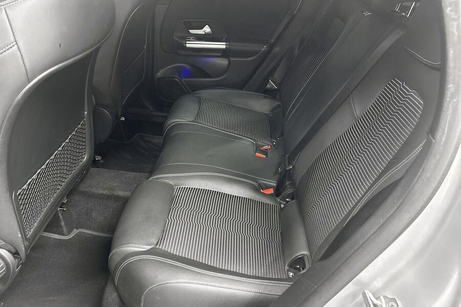 Mercedes-Benz GLA vaihtoauto