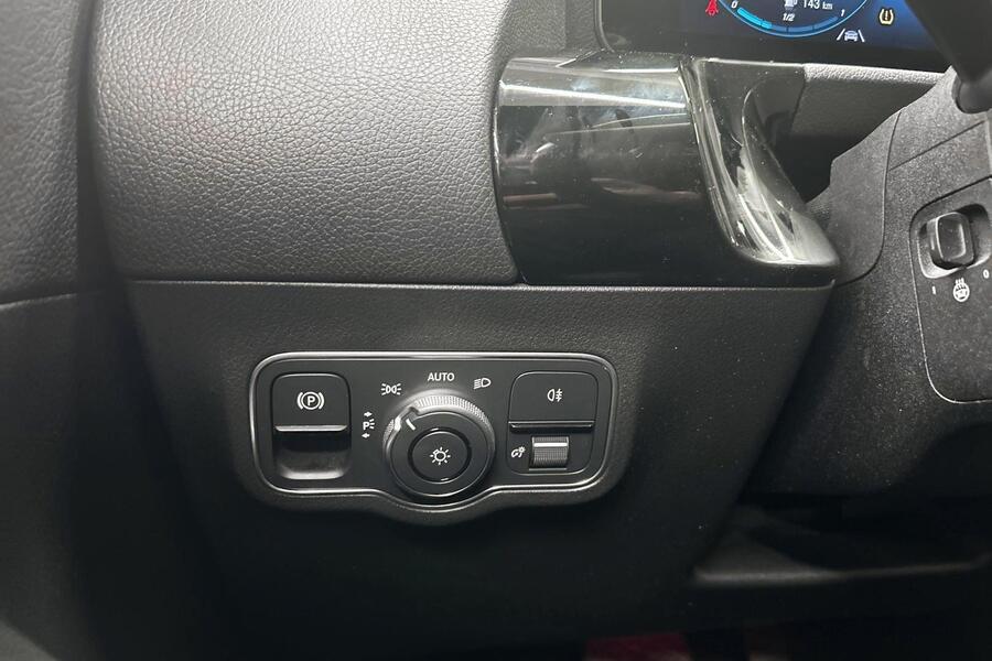 Mercedes-Benz GLA vaihtoauto