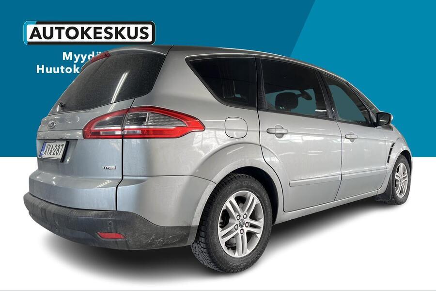 Ford S-MAX vaihtoauto