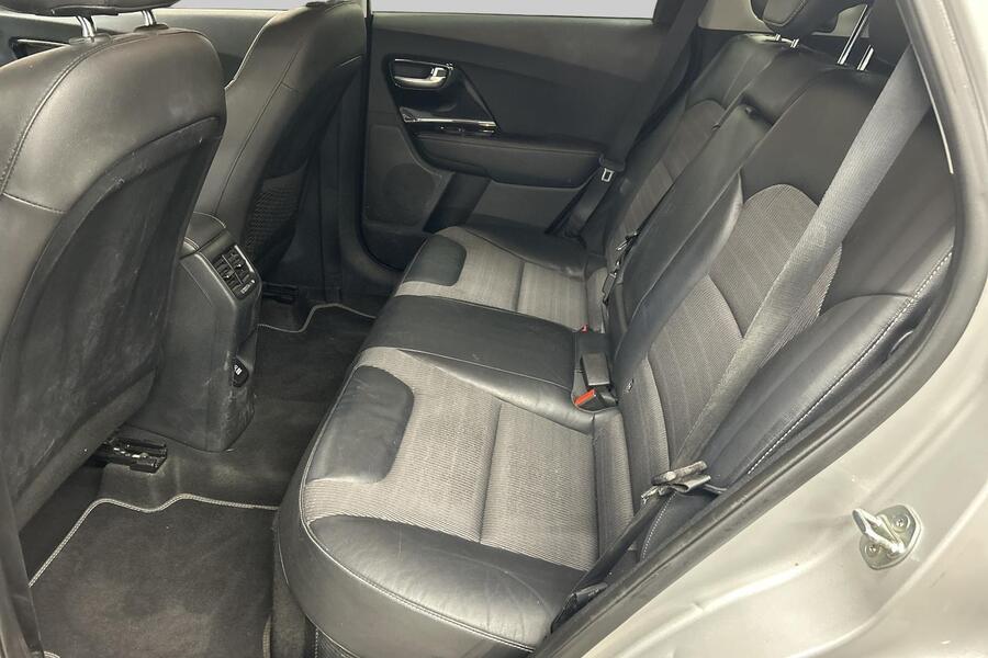 Kia Niro plug-in vaihtoauto