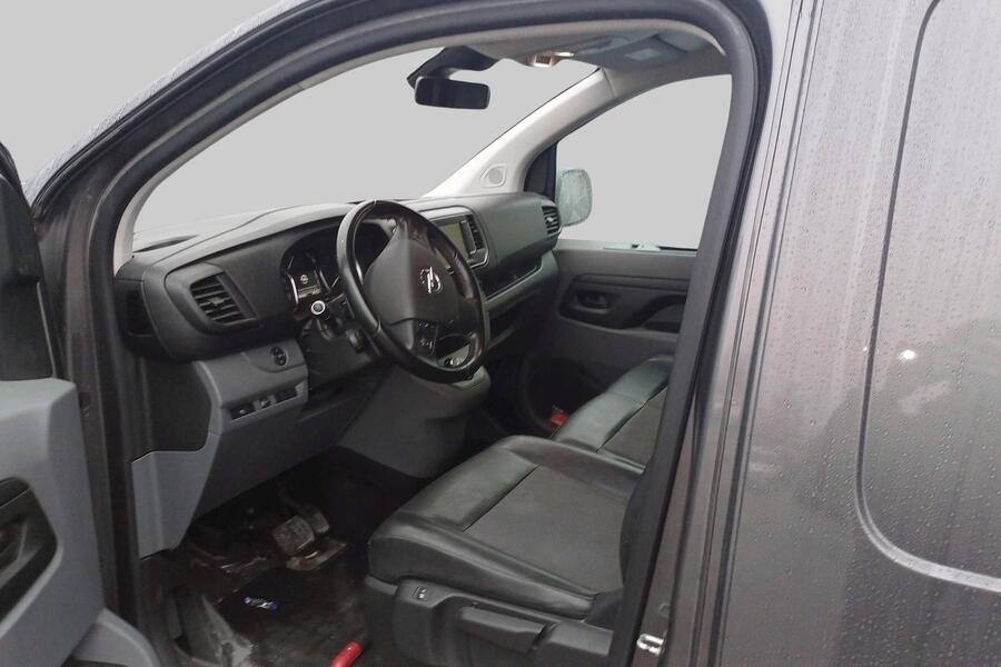 Opel Vivaro vaihtoauto