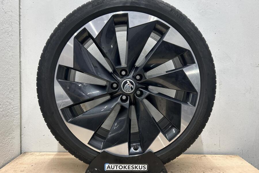 Skoda Enyaq vaihtoauto