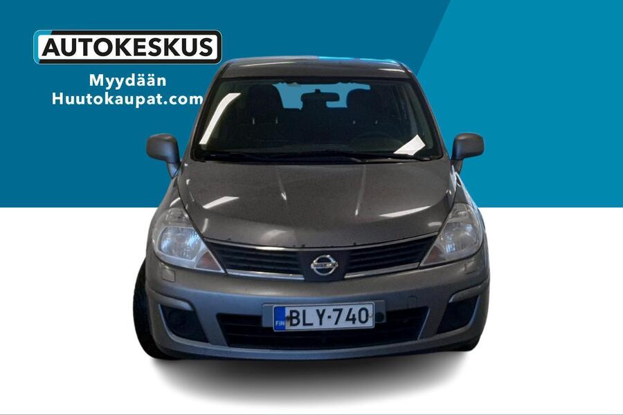 Nissan Tiida vaihtoauto