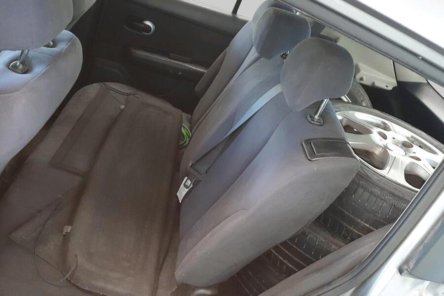 Nissan Tiida vaihtoauto