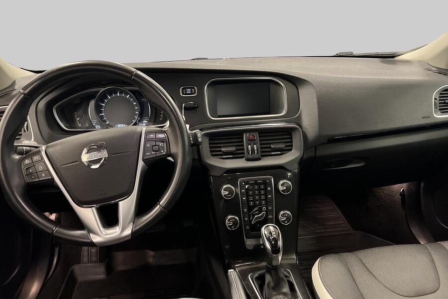 Volvo V40 vaihtoauto