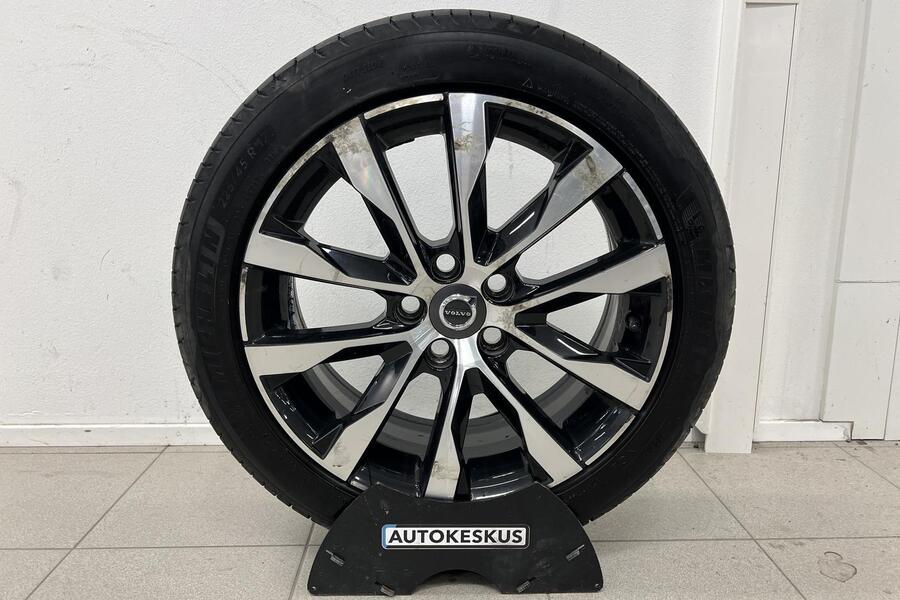 Volvo V40 vaihtoauto