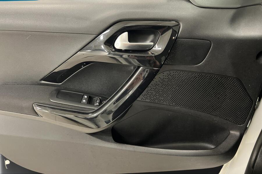 Peugeot 208 vaihtoauto