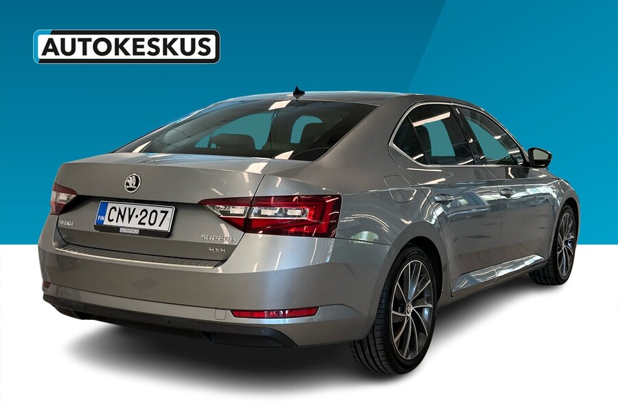 Skoda Superb vaihtoauto