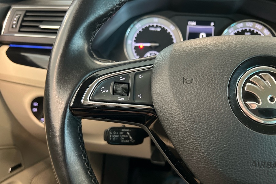 Skoda Superb vaihtoauto