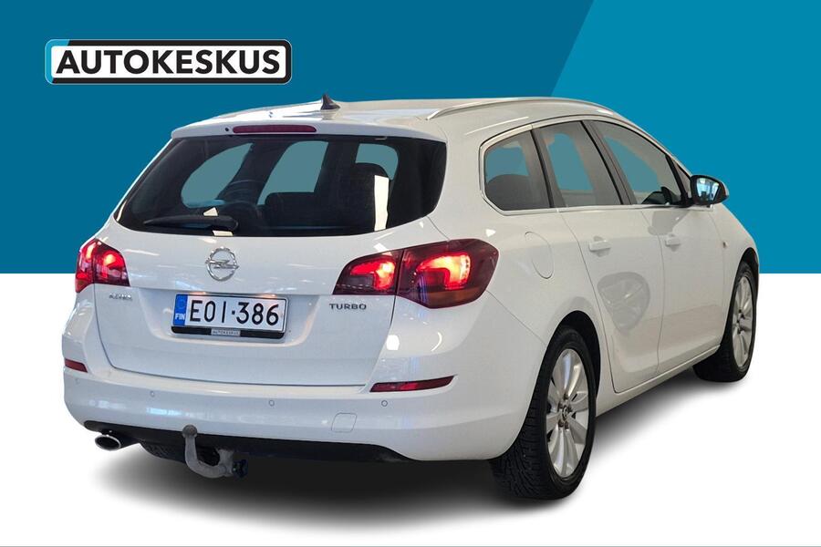 Opel Astra vaihtoauto