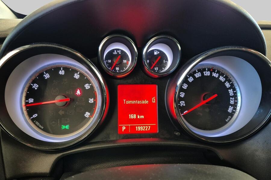 Opel Astra vaihtoauto