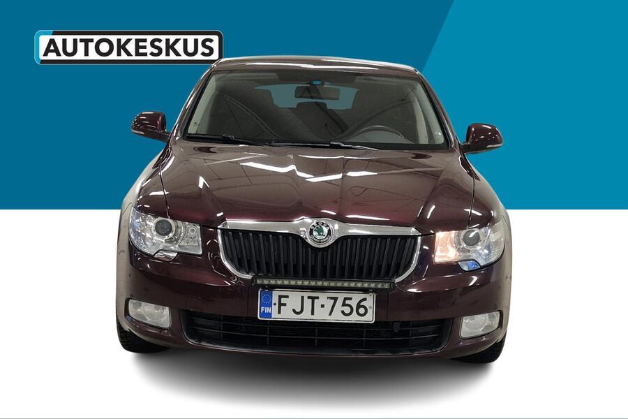 Skoda Superb vaihtoauto