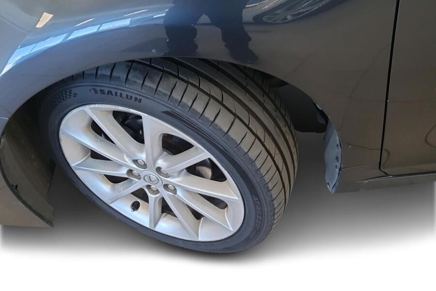 Lexus CT vaihtoauto
