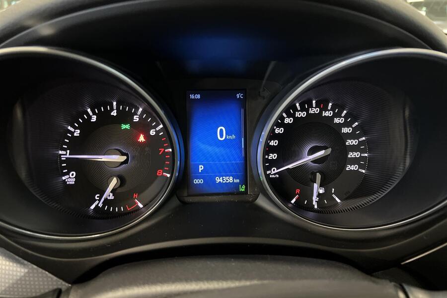 Toyota Avensis vaihtoauto