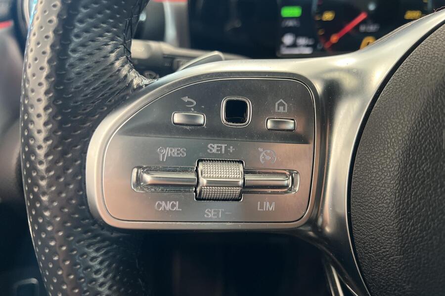 Mercedes-Benz CLA-sarja vaihtoauto