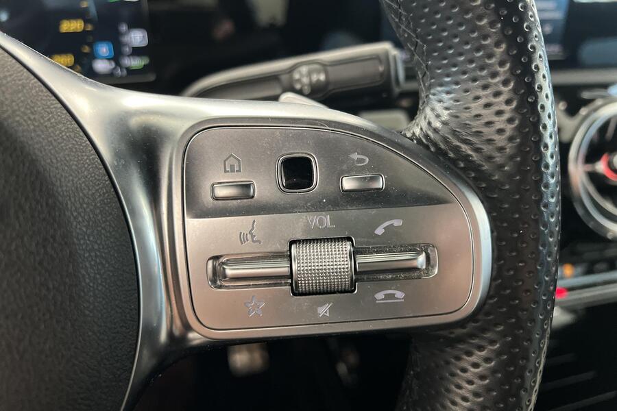 Mercedes-Benz CLA-sarja vaihtoauto