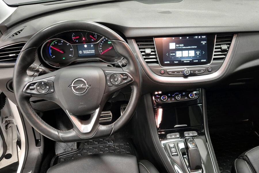 Opel Grandland X vaihtoauto