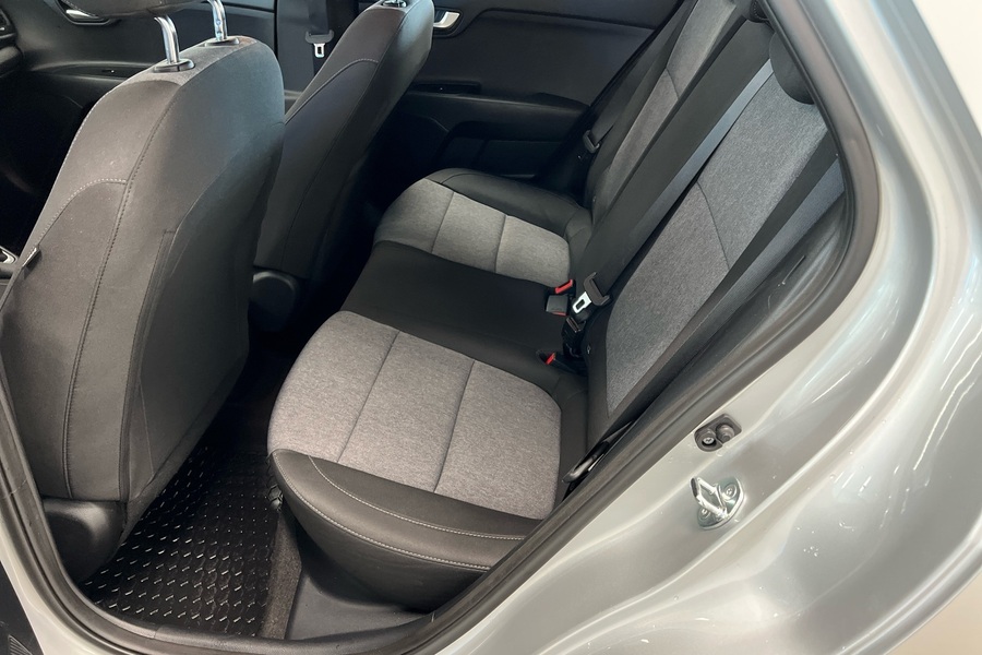 Kia Stonic vaihtoauto