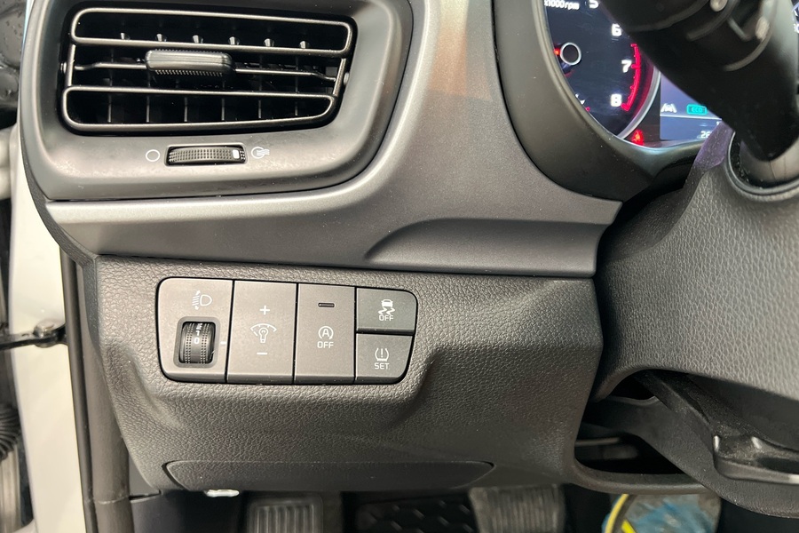 Kia Stonic vaihtoauto
