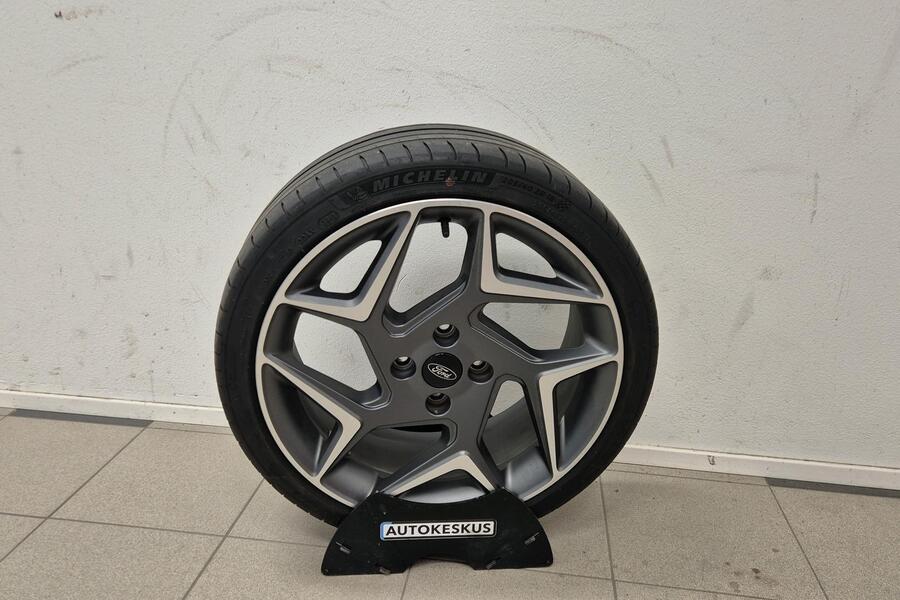 Ford Fiesta vaihtoauto