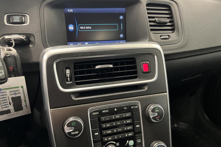 Volvo V60 vaihtoauto