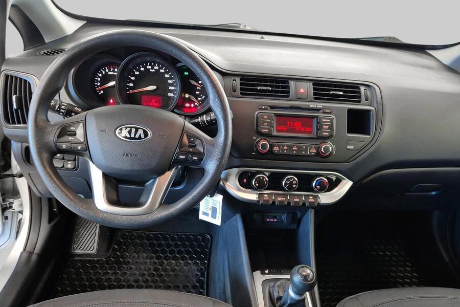 Kia Rio vaihtoauto