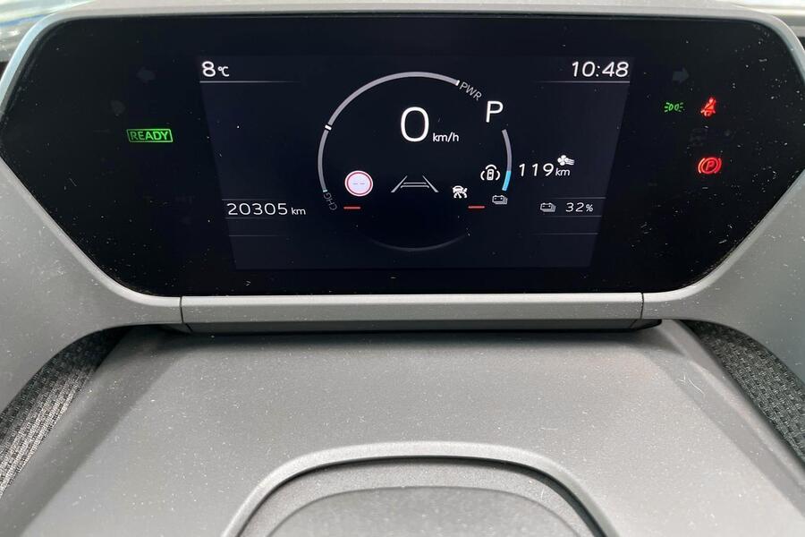 Toyota bZ4X vaihtoauto