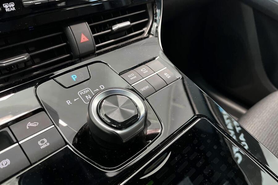 Toyota bZ4X vaihtoauto