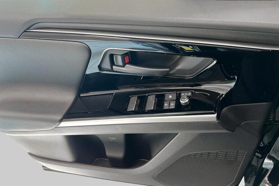 Toyota bZ4X vaihtoauto