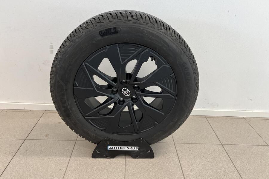 Toyota bZ4X vaihtoauto