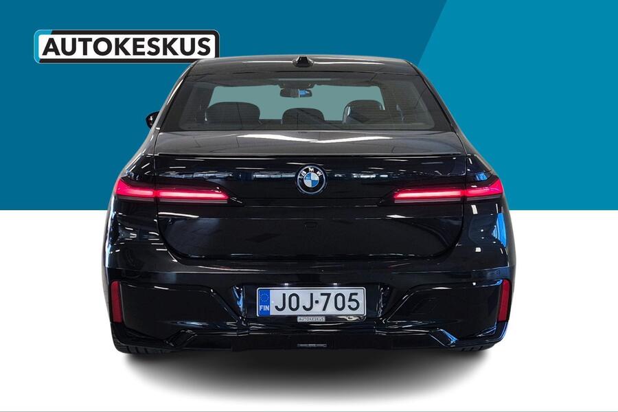 BMW i7 vaihtoauto