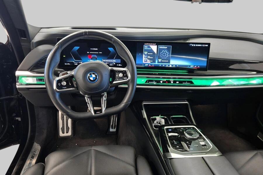 BMW i7 vaihtoauto
