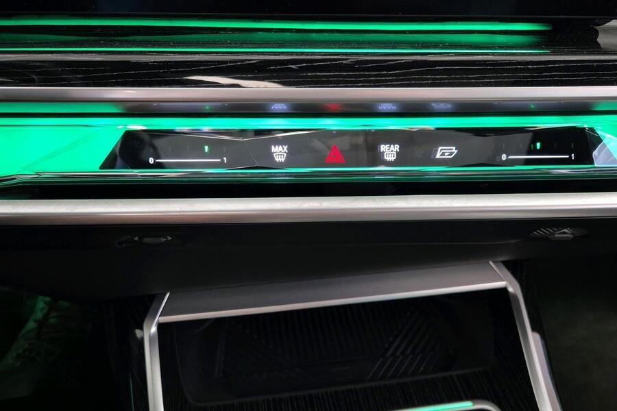 BMW i7 vaihtoauto