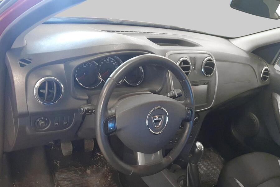 Dacia Sandero vaihtoauto