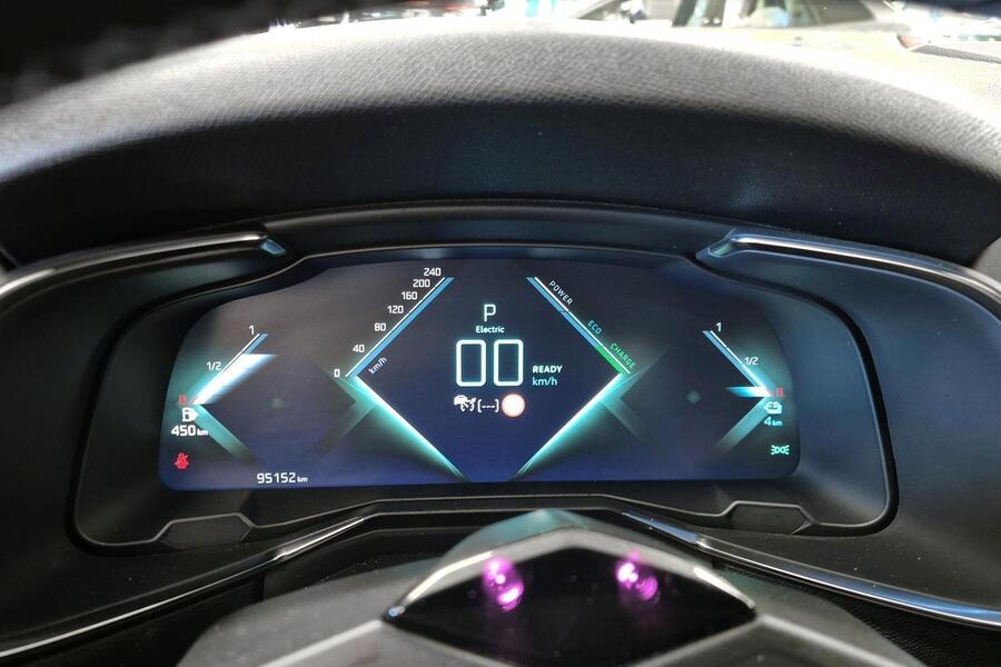 DS 7 Crossback vaihtoauto