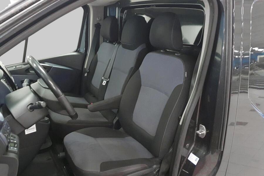 Opel Vivaro vaihtoauto