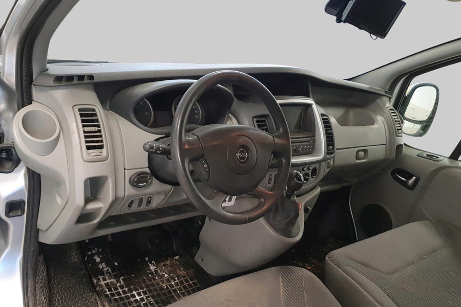 Opel Vivaro vaihtoauto