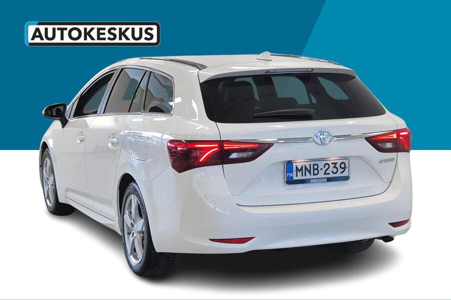 Toyota Avensis vaihtoauto