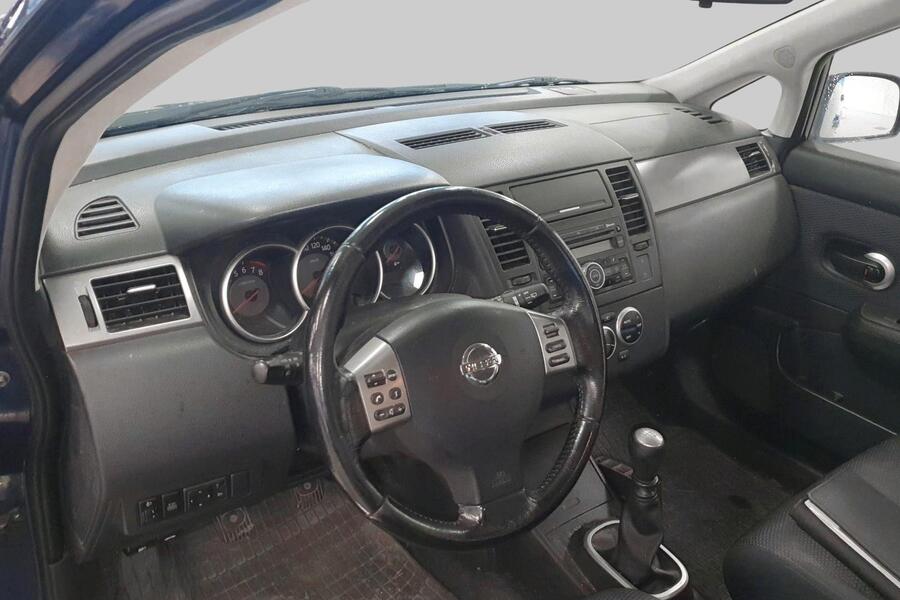 Nissan Tiida vaihtoauto