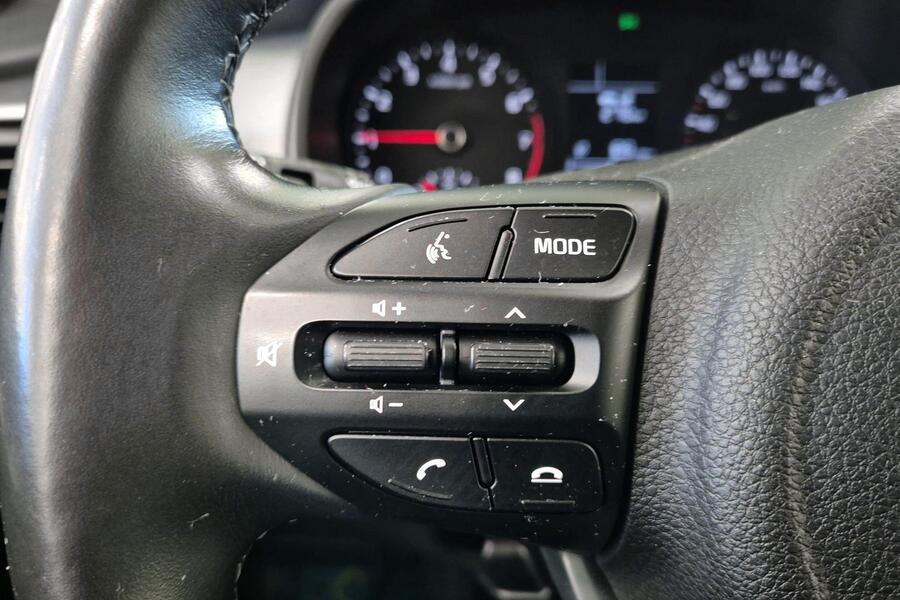 Kia Stonic vaihtoauto