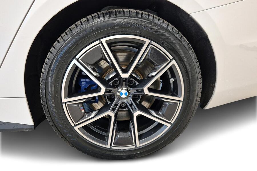BMW i4 M50 vaihtoauto