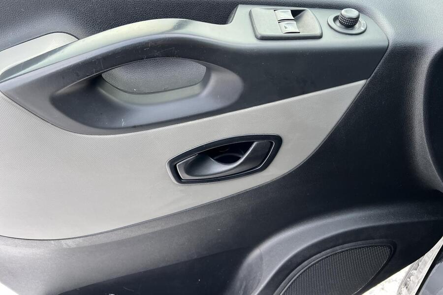 Renault Trafic vaihtoauto